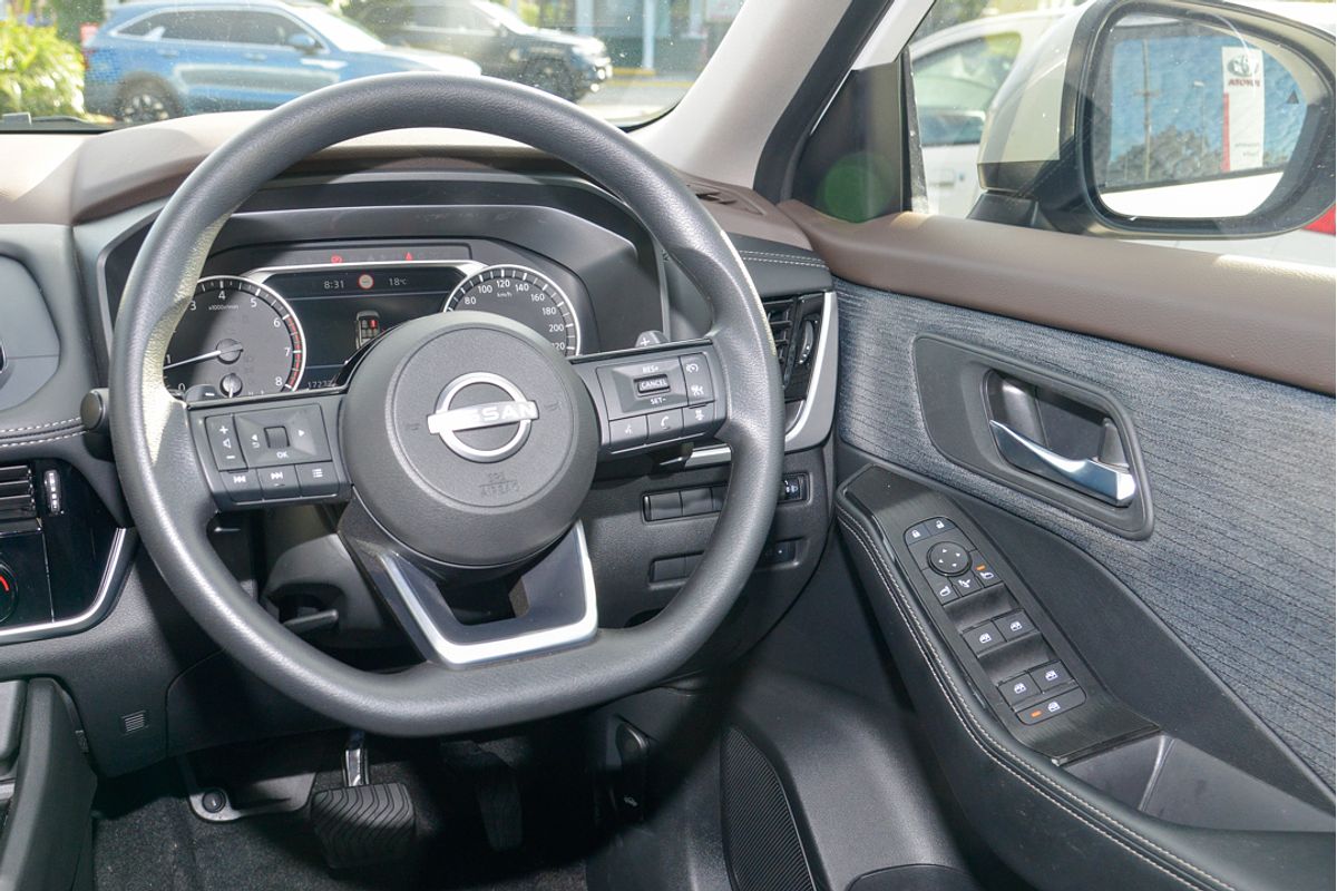 2024 Nissan X-TRAIL ST T33