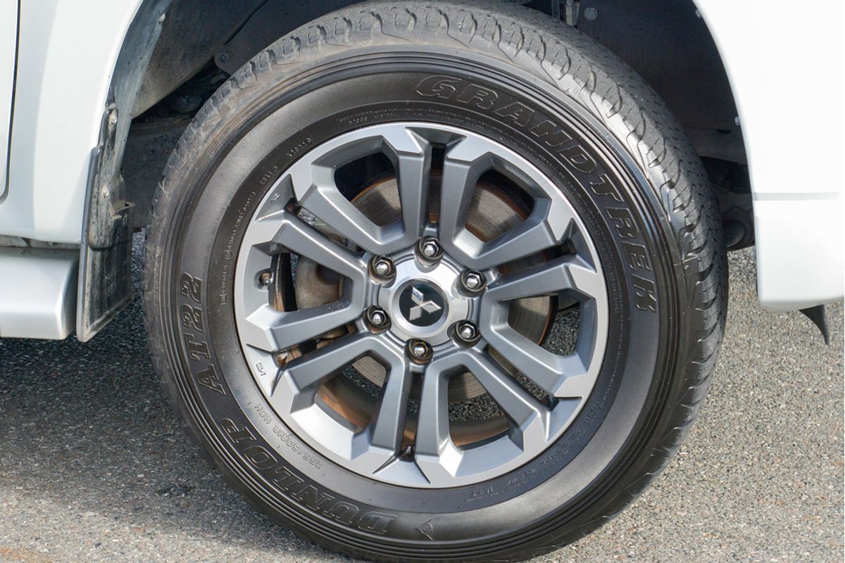 2020 Mitsubishi Triton GLS Premium MR 4X4