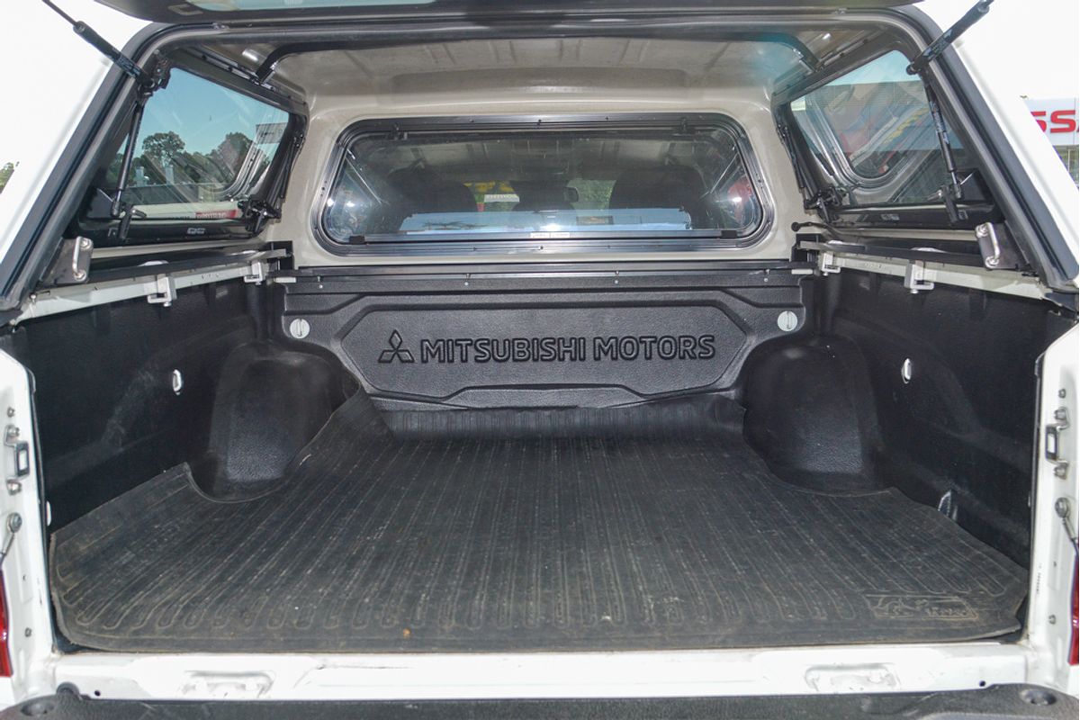 2020 Mitsubishi Triton GLS Premium MR 4X4