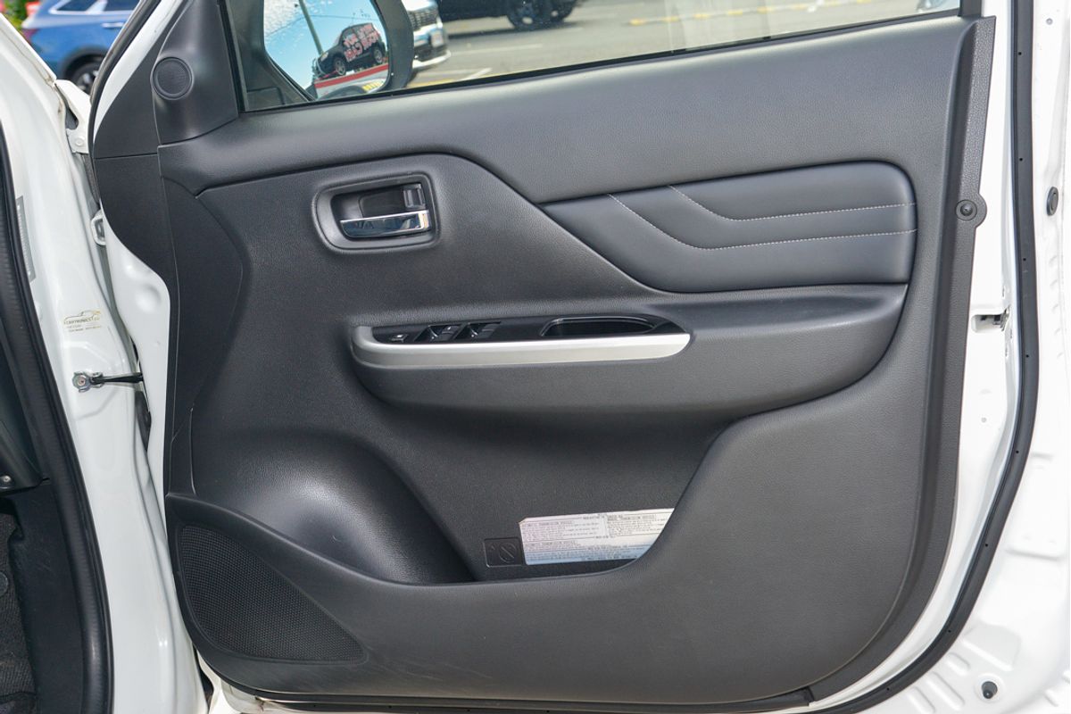 2020 Mitsubishi Triton GLS Premium MR 4X4