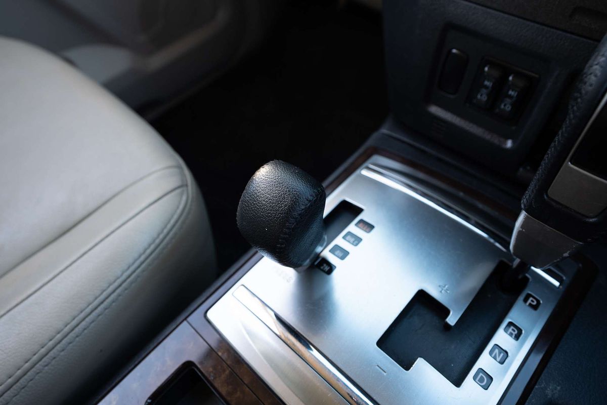 2012 Mitsubishi Pajero Exceed NW