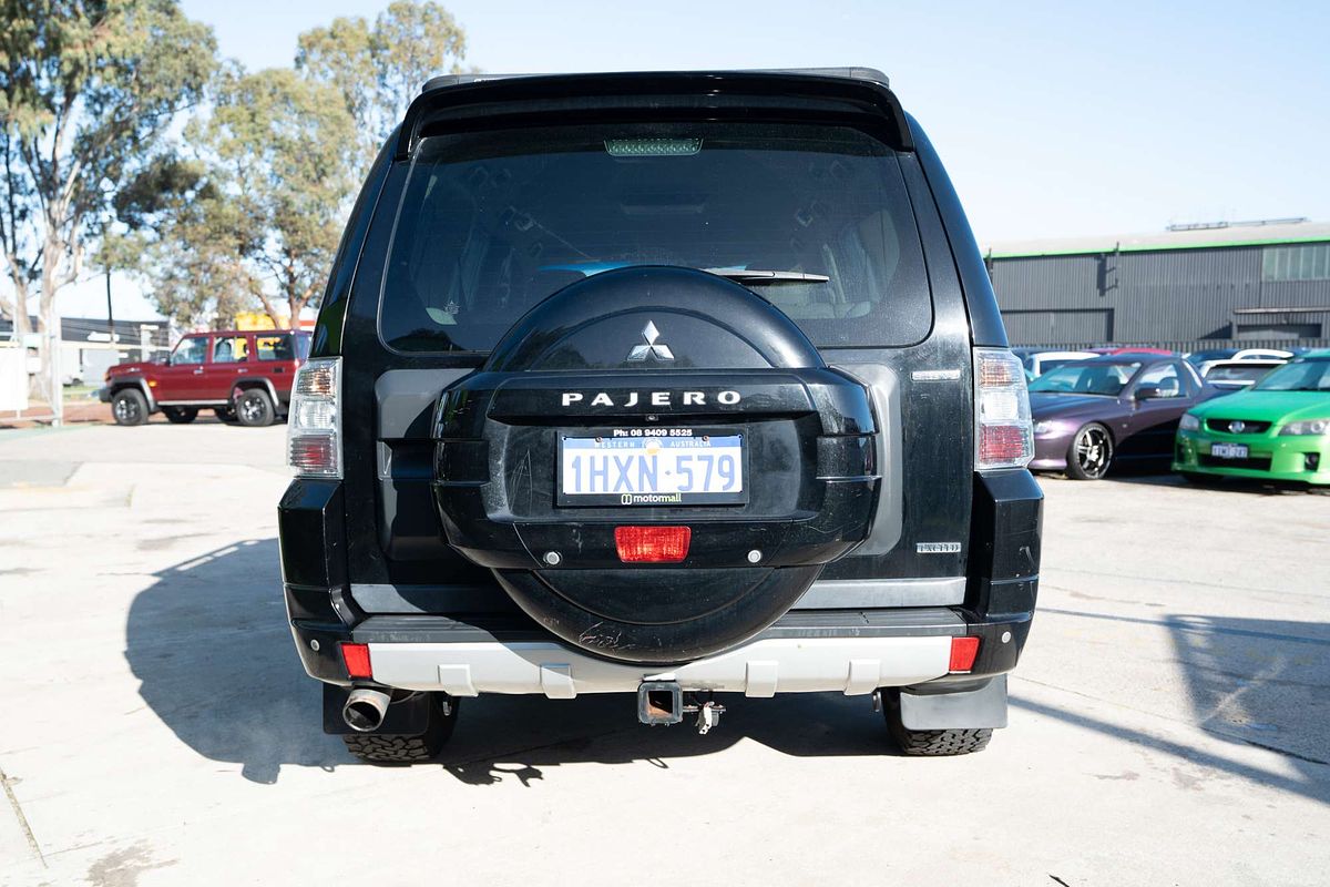 2012 Mitsubishi Pajero Exceed NW