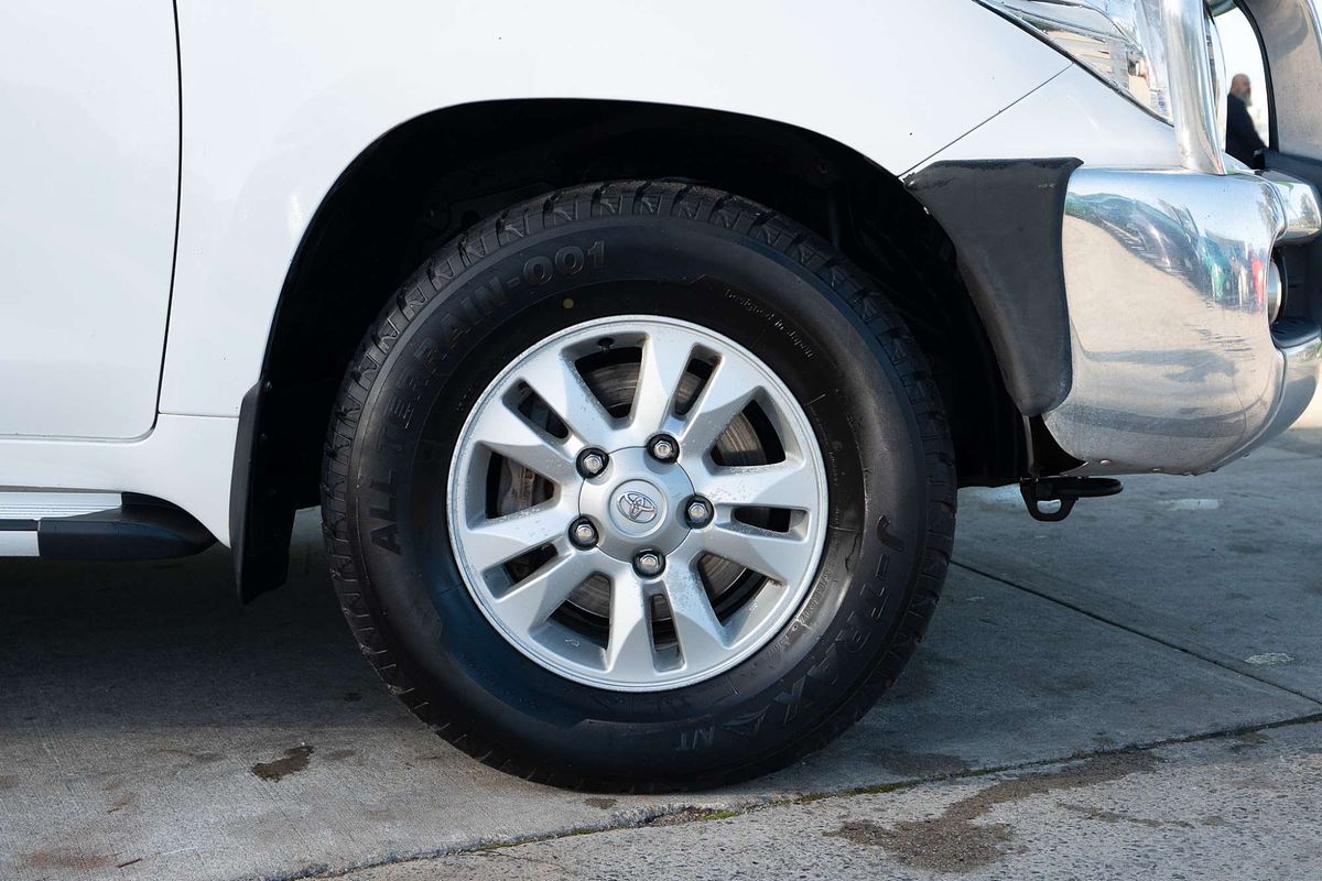 2014 Toyota Landcruiser GXL VDJ200R