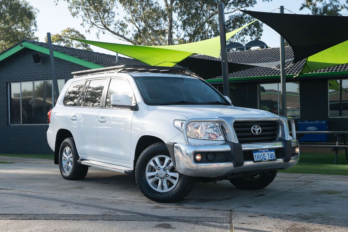 2014 Toyota Landcruiser GXL VDJ200R