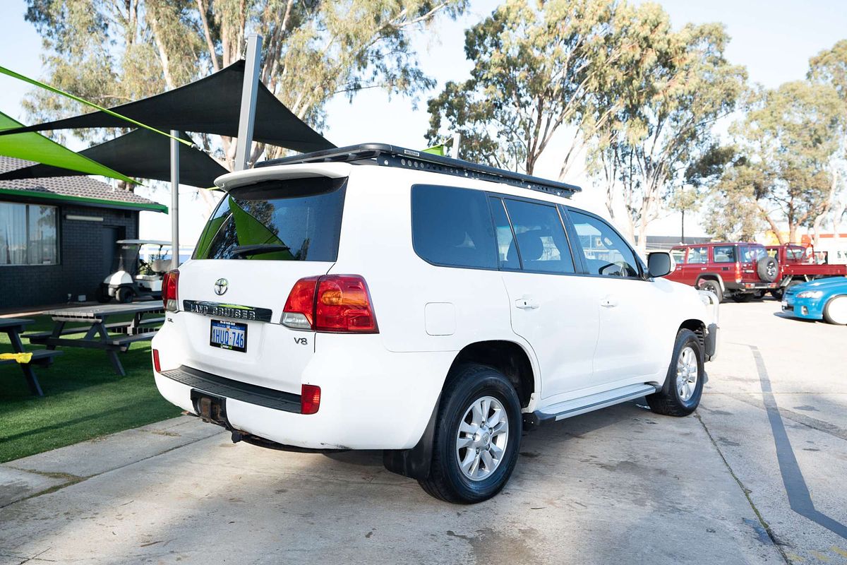 2014 Toyota Landcruiser GXL VDJ200R
