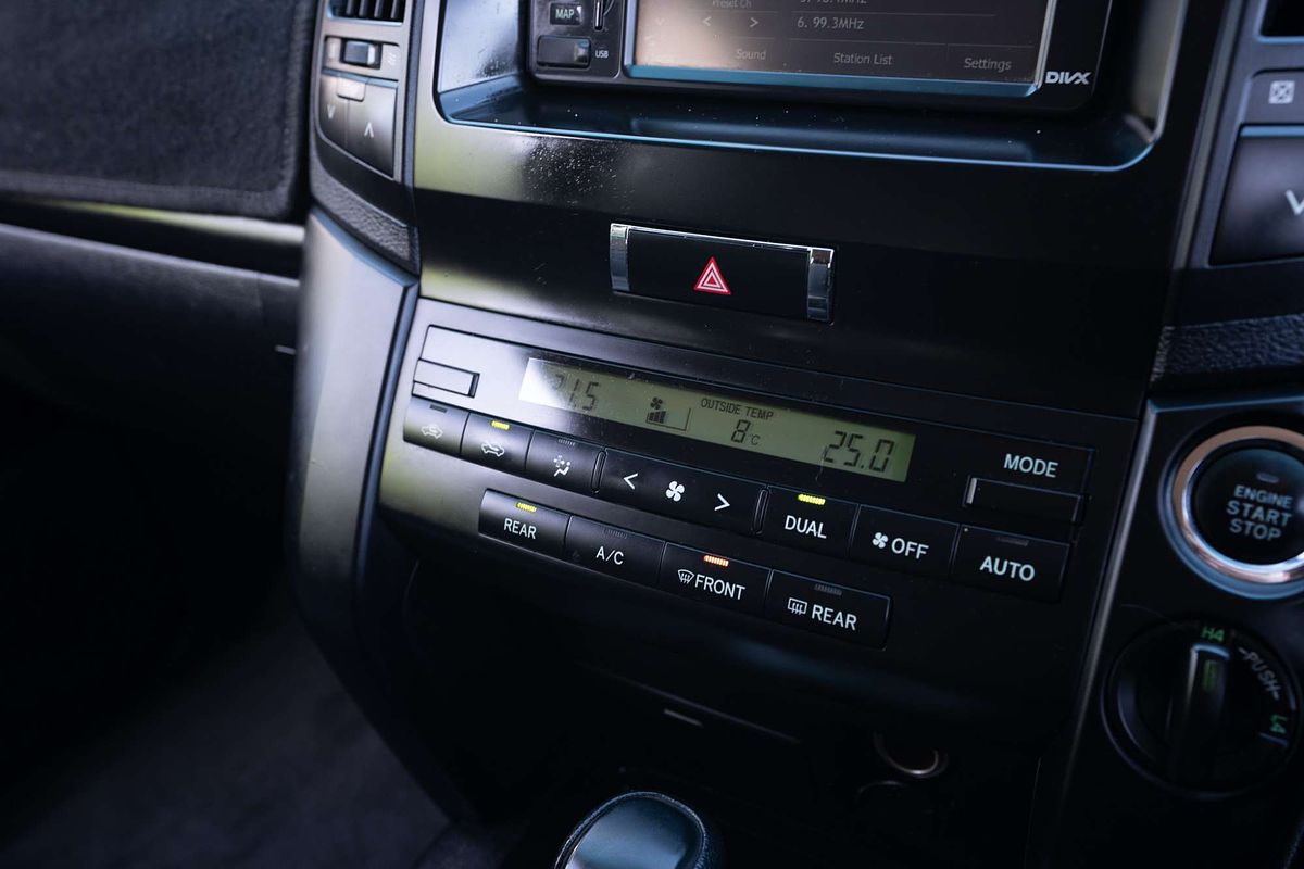 2014 Toyota Landcruiser GXL VDJ200R