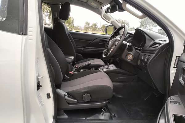 2020 Mitsubishi Triton GLX+ MR 4X4