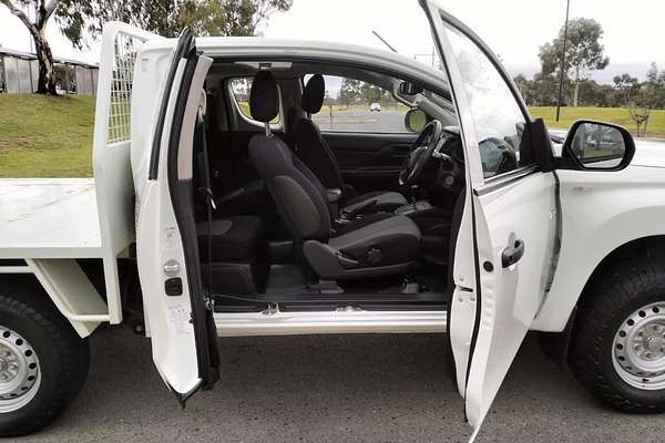 2020 Mitsubishi Triton GLX+ MR 4X4