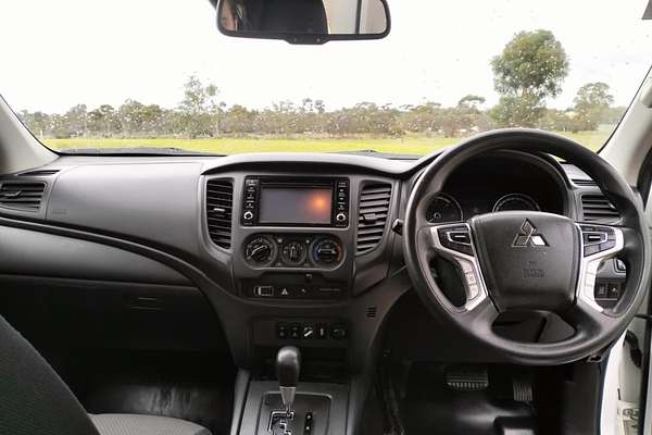 2020 Mitsubishi Triton GLX+ MR 4X4
