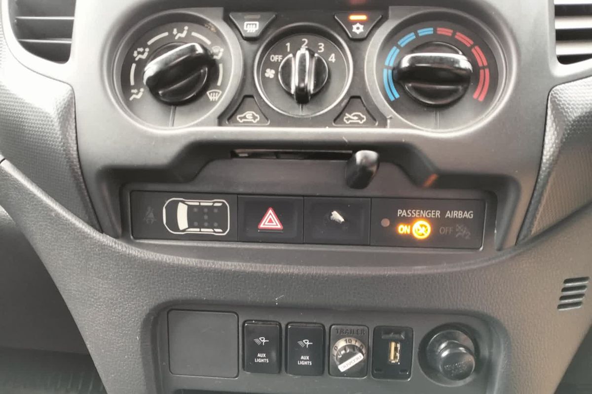 2020 Mitsubishi Triton GLX+ MR 4X4