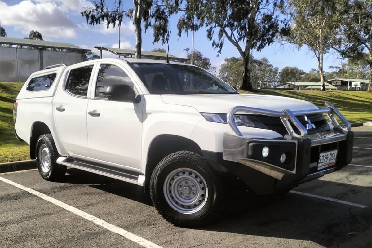 2021 Mitsubishi Triton GLX MR 4X4