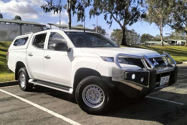2021 Mitsubishi Triton GLX MR 4X4