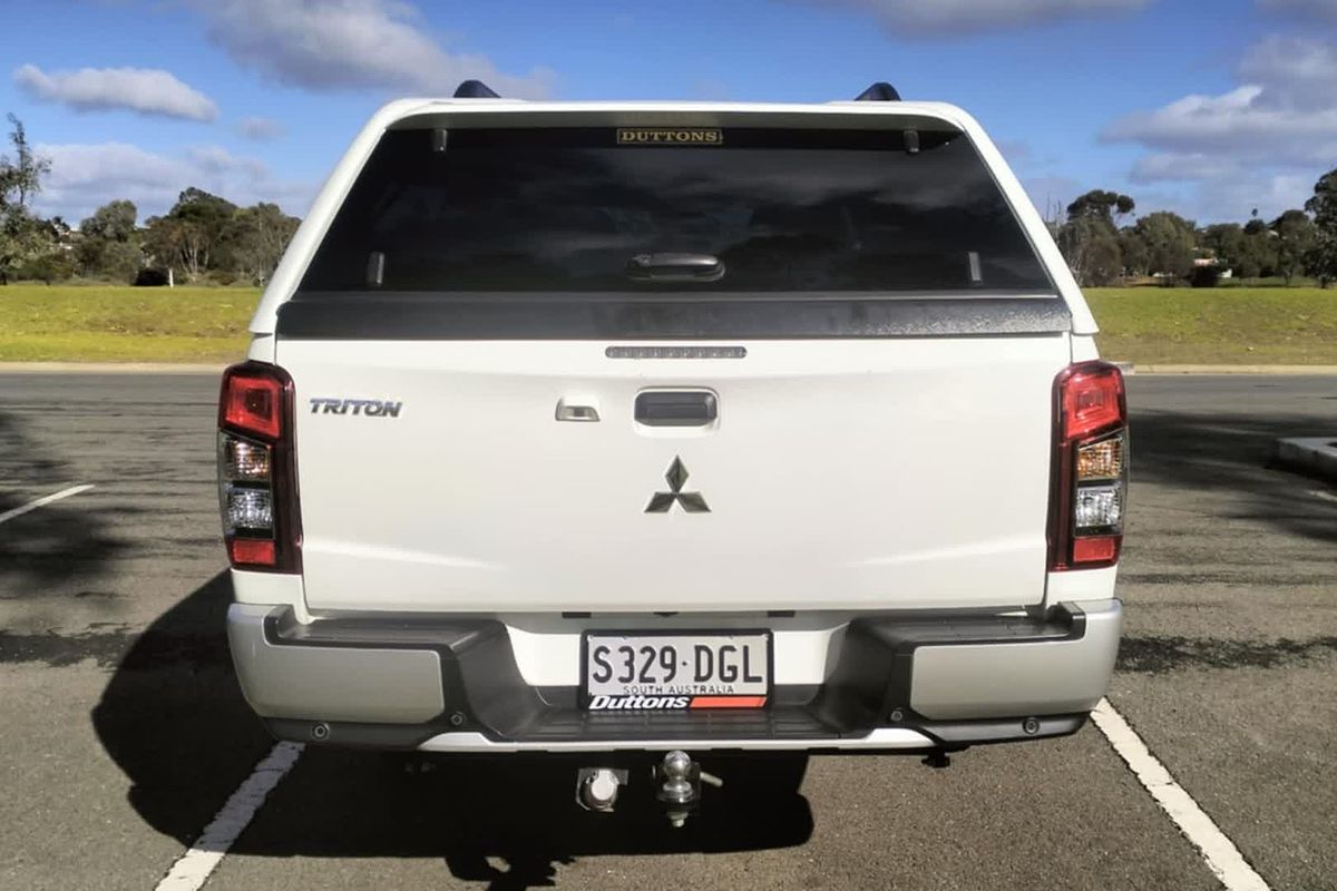 2021 Mitsubishi Triton GLX MR 4X4