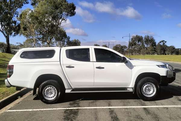 2021 Mitsubishi Triton GLX MR 4X4