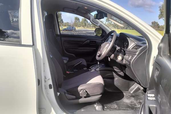 2021 Mitsubishi Triton GLX MR 4X4
