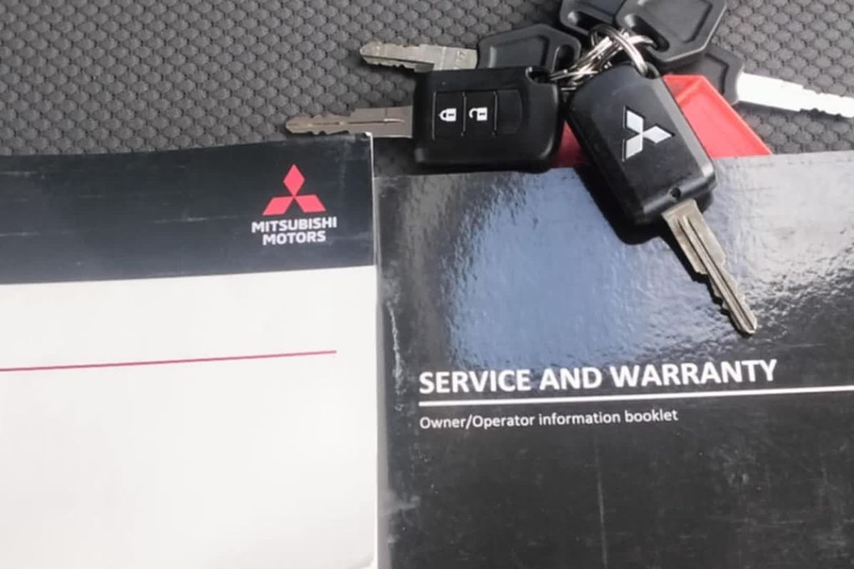 2021 Mitsubishi Triton GLX MR 4X4