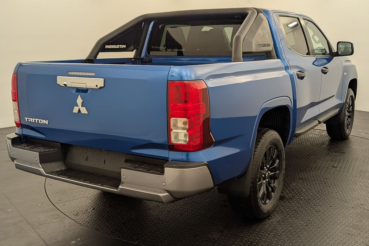 2025 Mitsubishi Triton GLX-R MV 4X4