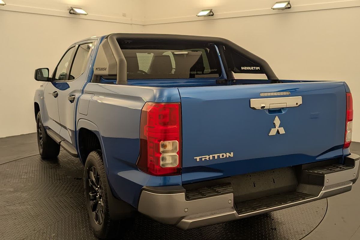 2025 Mitsubishi Triton GLX-R MV 4X4