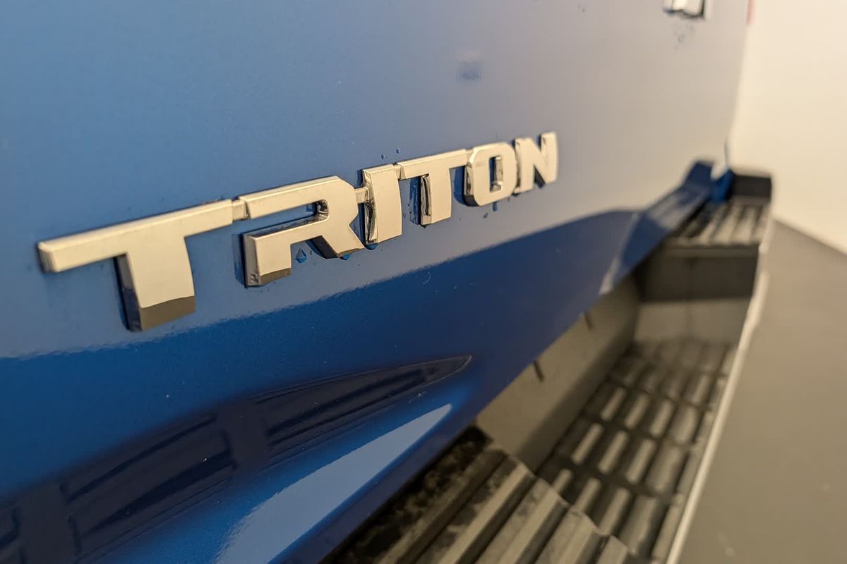 2025 Mitsubishi Triton GLX-R MV 4X4