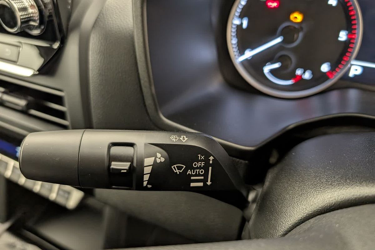 2025 Mitsubishi Triton GLX-R MV 4X4