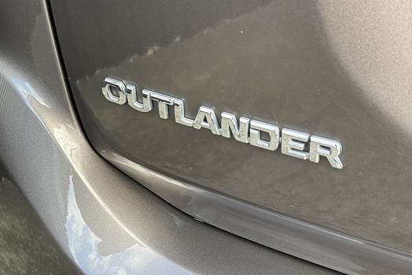 2019 Mitsubishi Outlander ES ZL