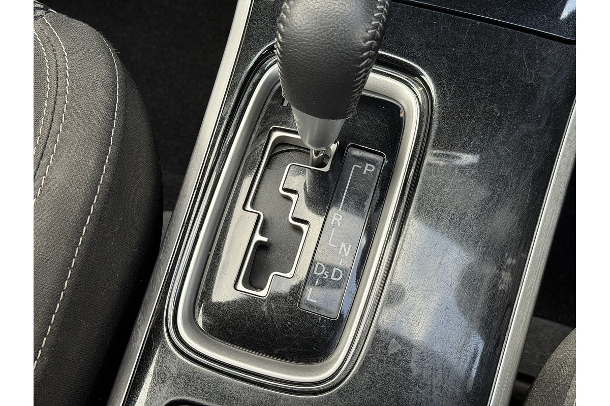 2019 Mitsubishi Outlander ES ZL