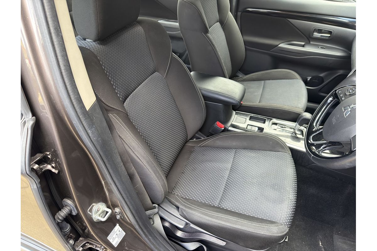 2019 Mitsubishi Outlander ES ZL
