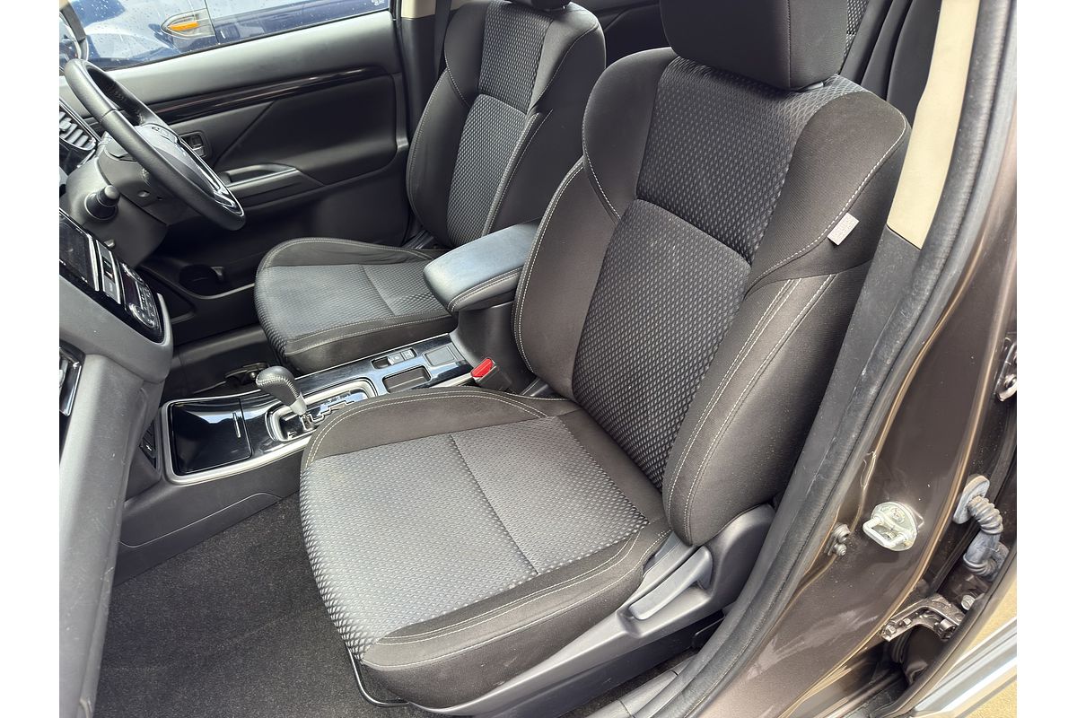 2019 Mitsubishi Outlander ES ZL