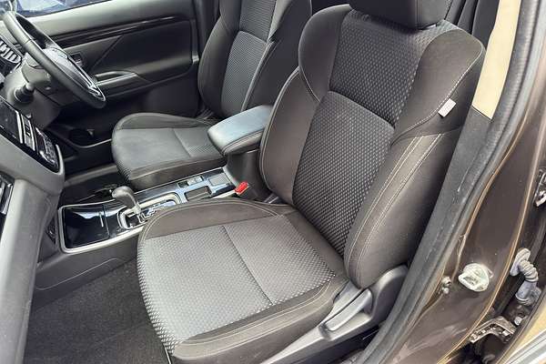 2019 Mitsubishi Outlander ES ZL