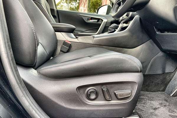 2024 Toyota RAV4 Cruiser AXAH54R