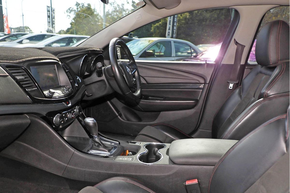 2016 Holden Commodore SV6 Black VF Series II