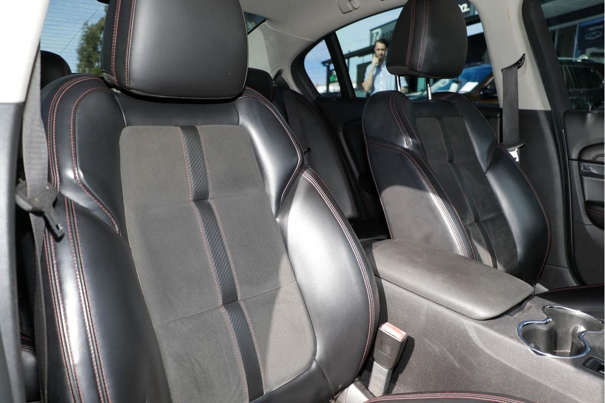 2016 Holden Commodore SV6 Black VF Series II