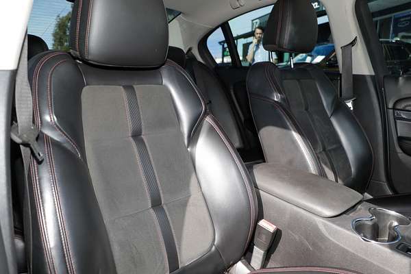2016 Holden Commodore SV6 Black VF Series II