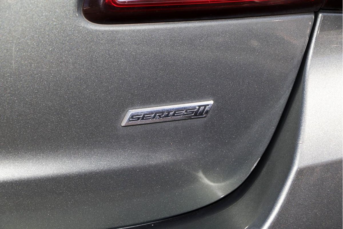 2016 Holden Commodore SV6 Black VF Series II