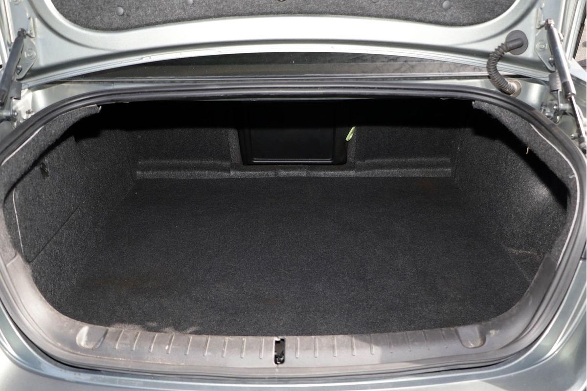 2016 Holden Commodore SV6 Black VF Series II