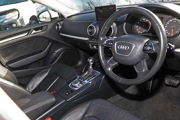 2015 Audi A3 Attraction 8V