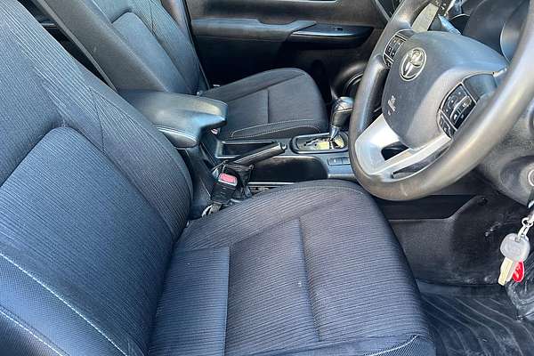 2022 Toyota Hilux SR GUN126R 4X4