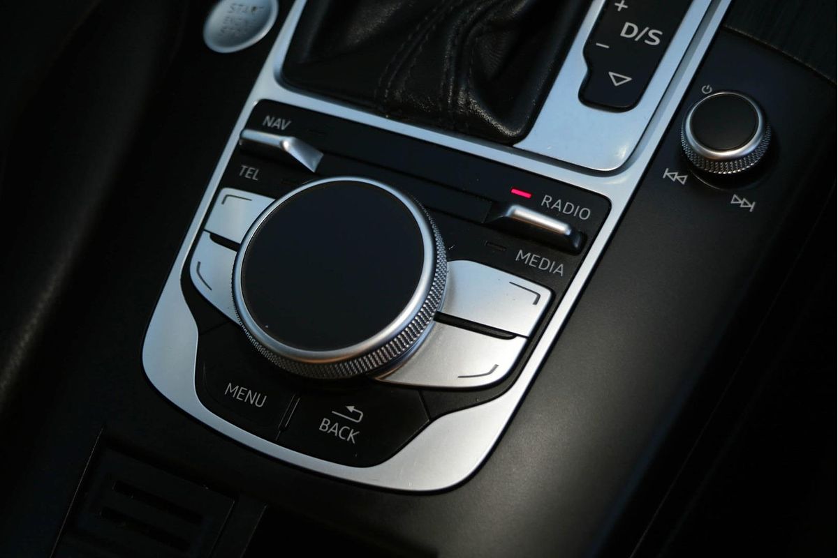 2015 Audi A3 Attraction 8V