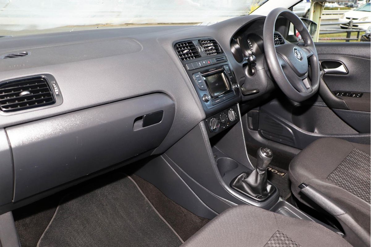 2015 Volkswagen Polo 66TSI Trendline 6R