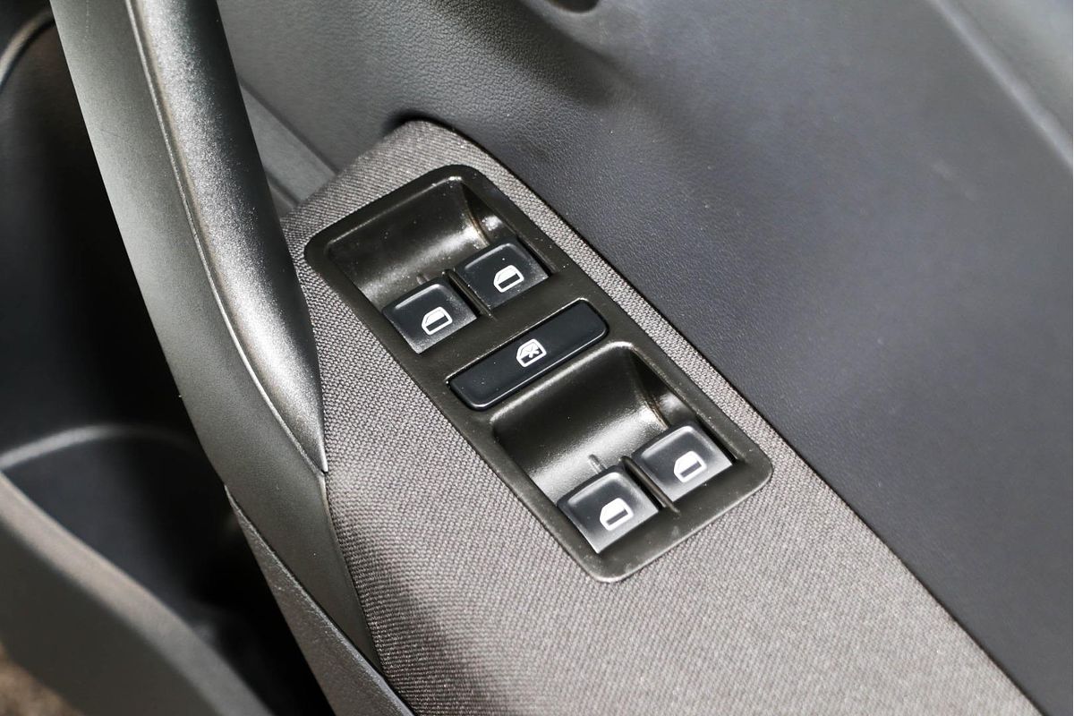 2015 Volkswagen Polo 66TSI Trendline 6R