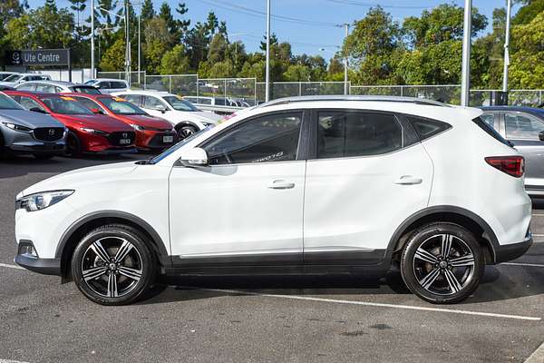 2018 MG ZS Essence AZS1