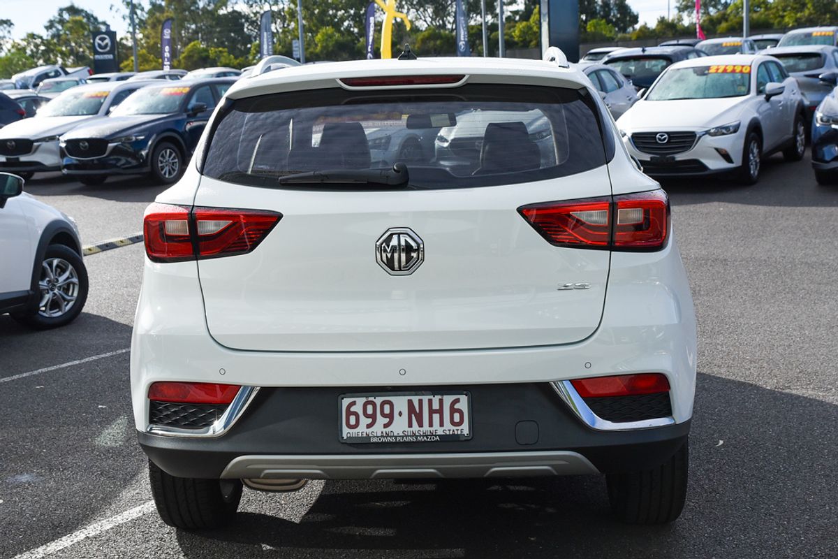 2018 MG ZS Essence AZS1