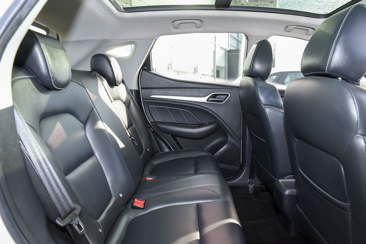 2018 MG ZS Essence AZS1