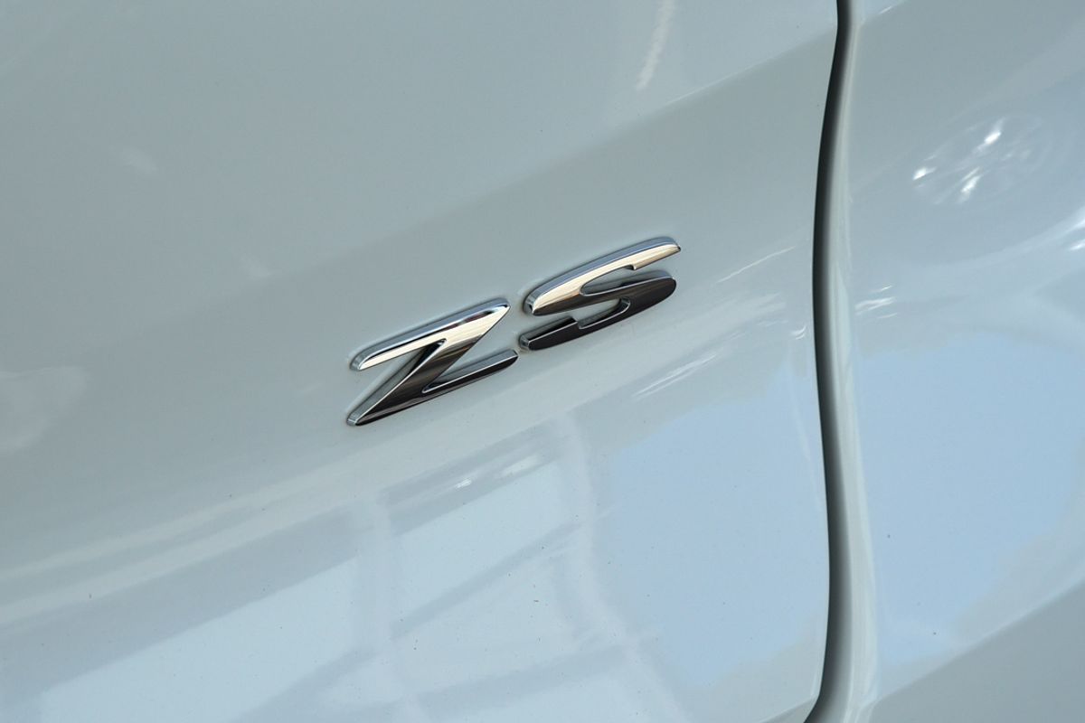 2018 MG ZS Essence AZS1