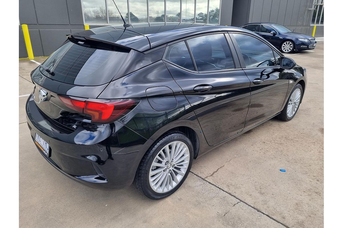 2016 Holden Astra R BK