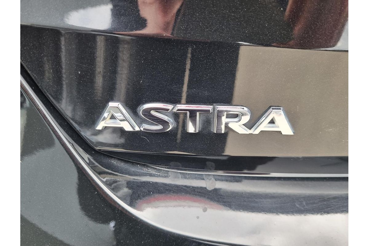 2016 Holden Astra R BK