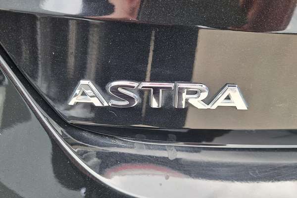 2016 Holden Astra R BK
