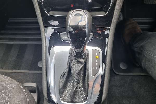 2016 Holden Astra R BK