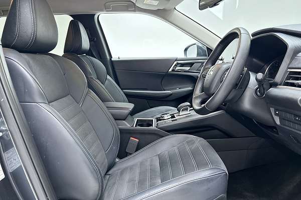 2024 Mitsubishi Outlander Aspire ZM