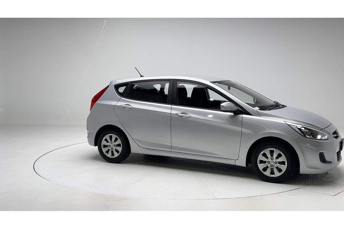 2017 Hyundai Accent Active RB4